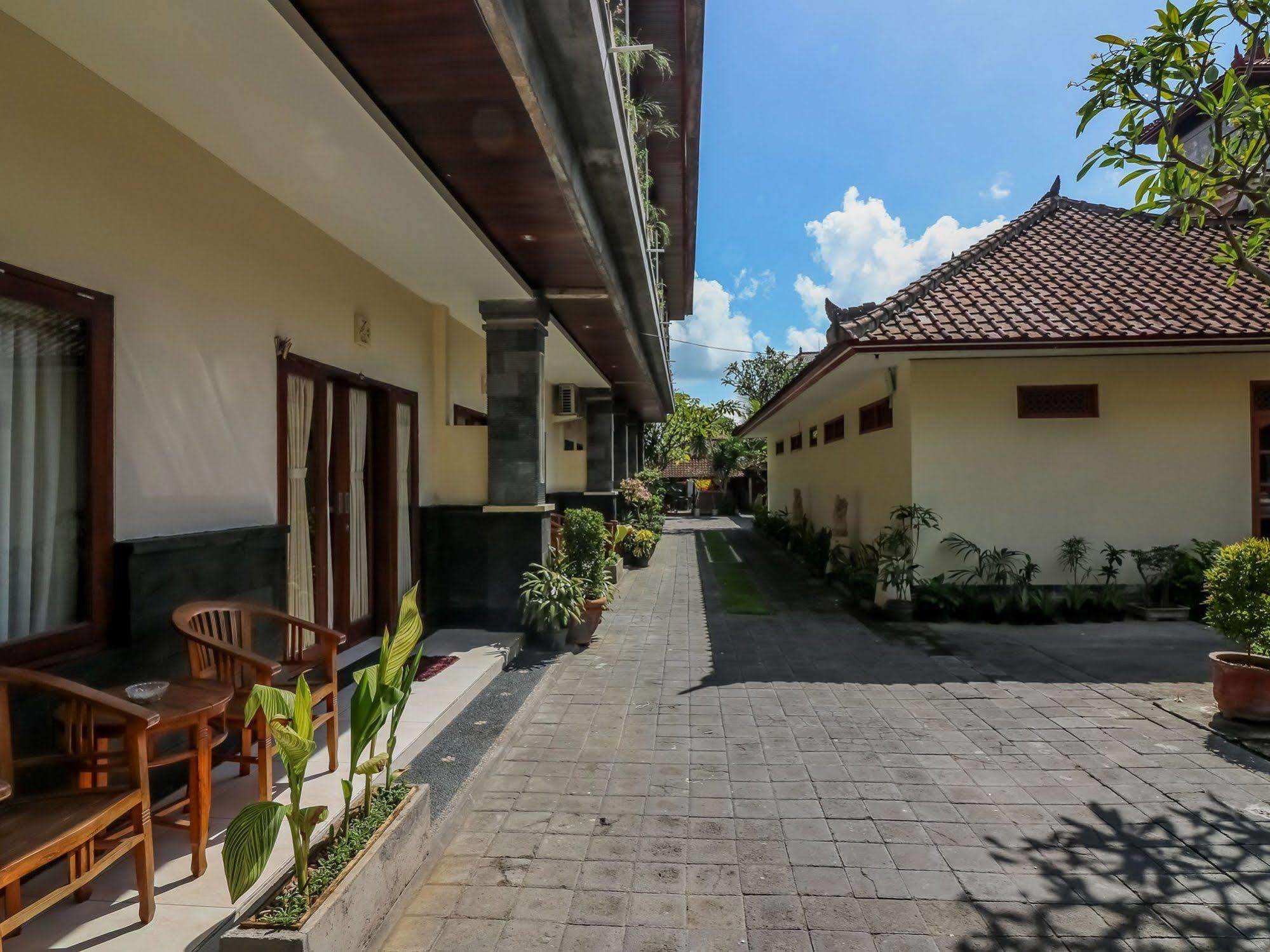 Surya Inn Kuta Lombok Exteriér fotografie